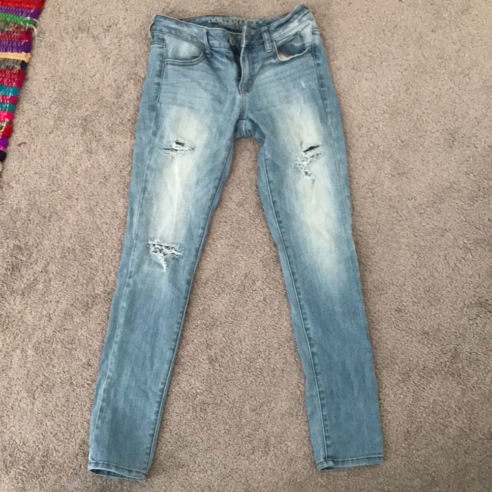 American Eagle ripped boyfriend jeans